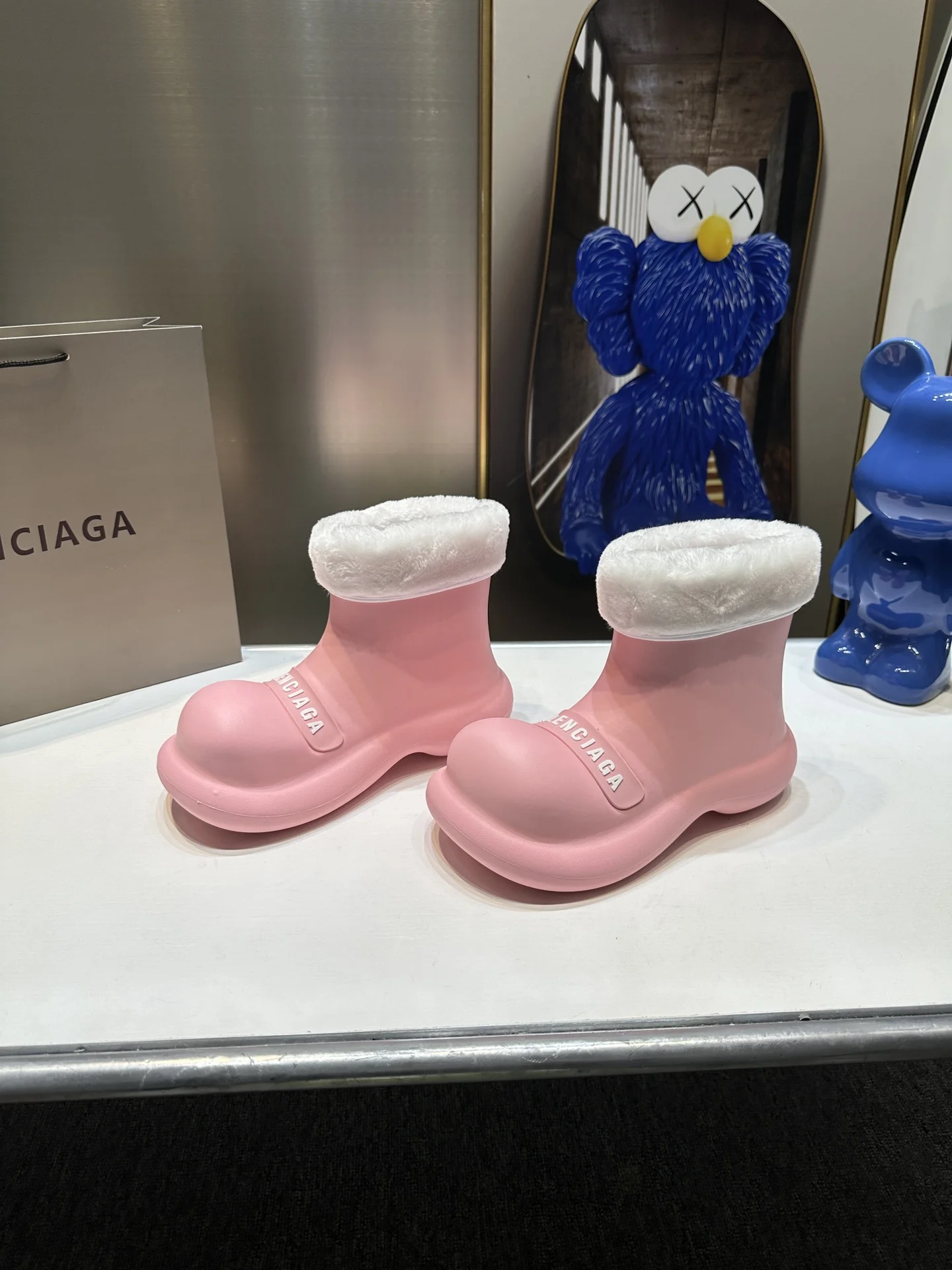 ⬆️25096-Balenciaga-712  发快速 gallery