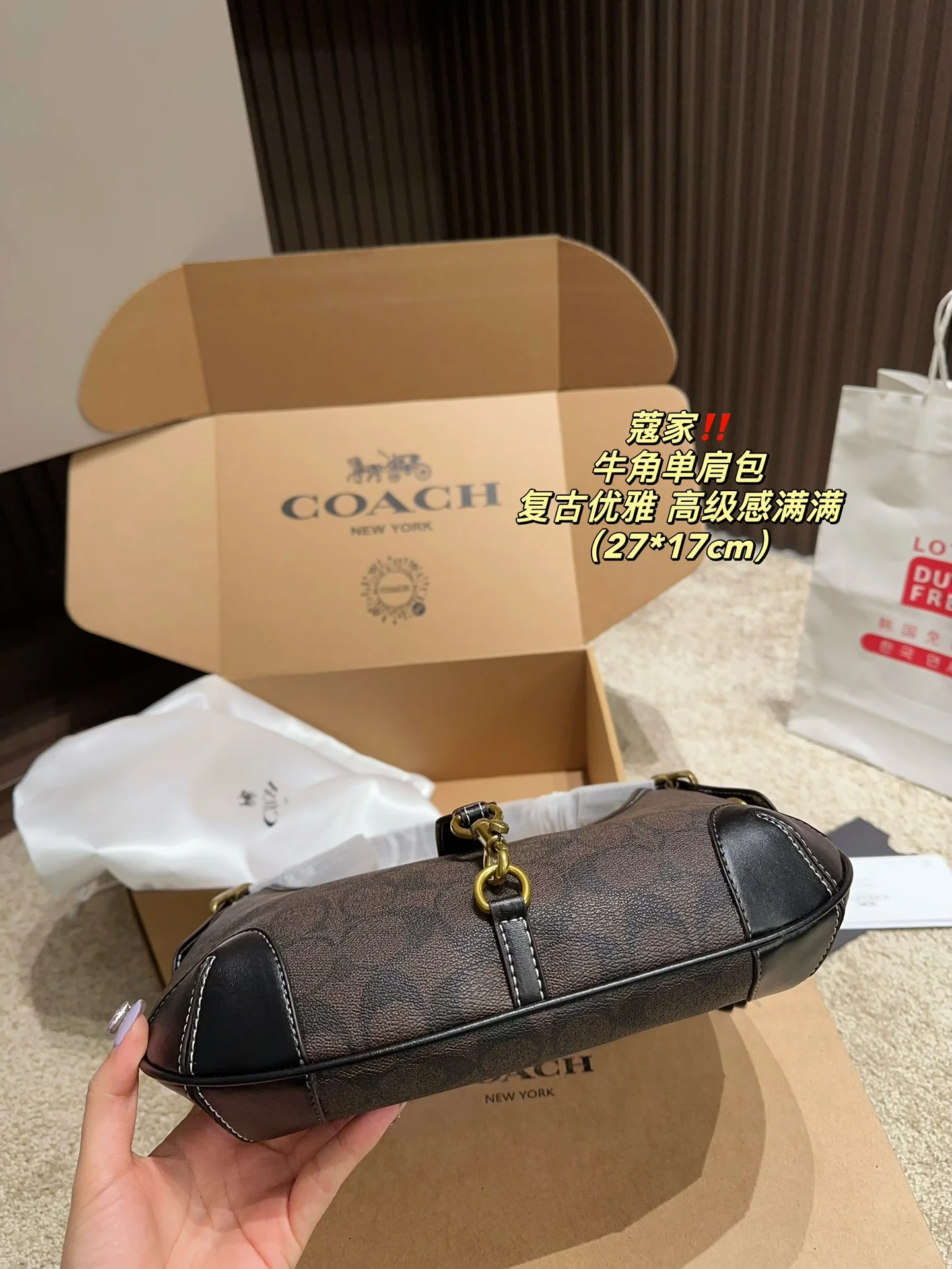 ⬆️25107-COACH-455 gallery