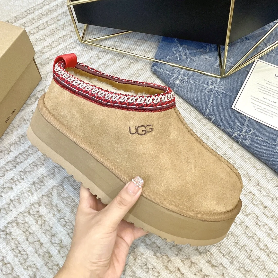 ⬆️25114-UGG-645 gallery