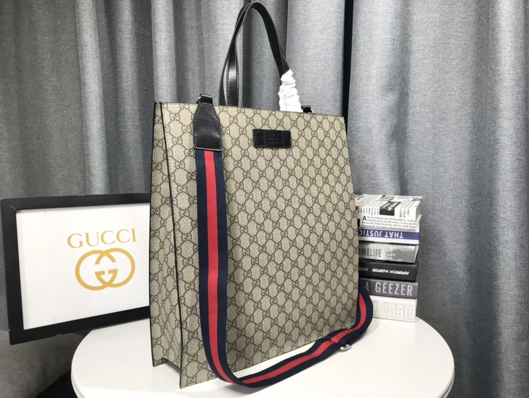 ⬆️25132-Gucci-615 gallery