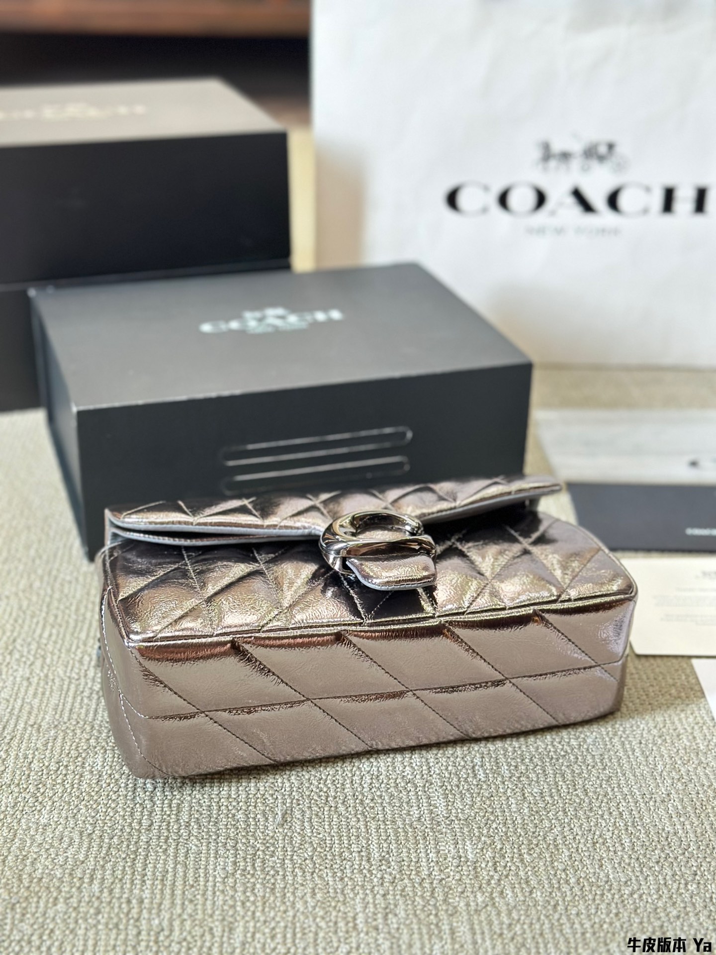 ⬆️25137-COACH-580 gallery