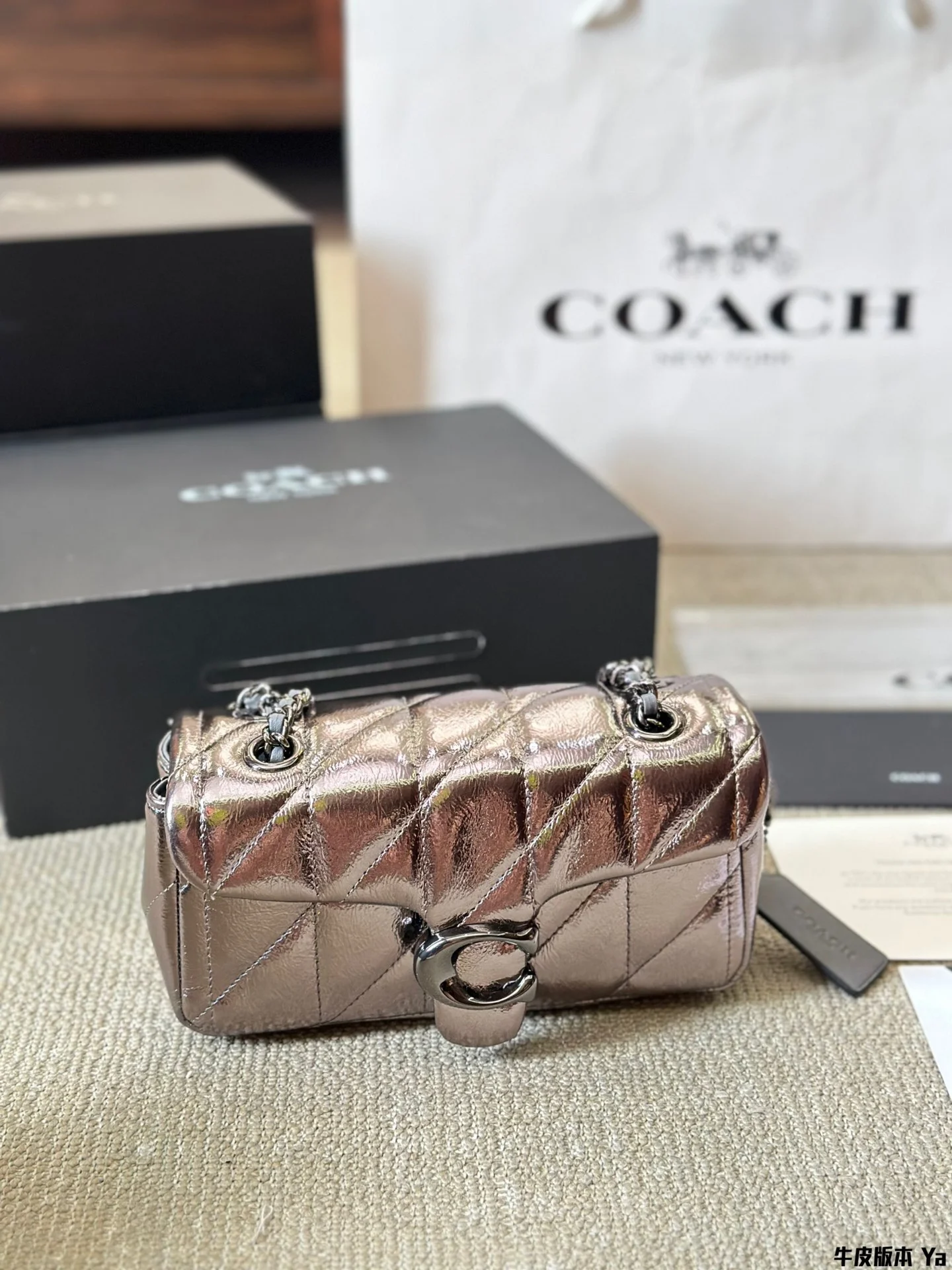 ⬆️25137-COACH-580 gallery