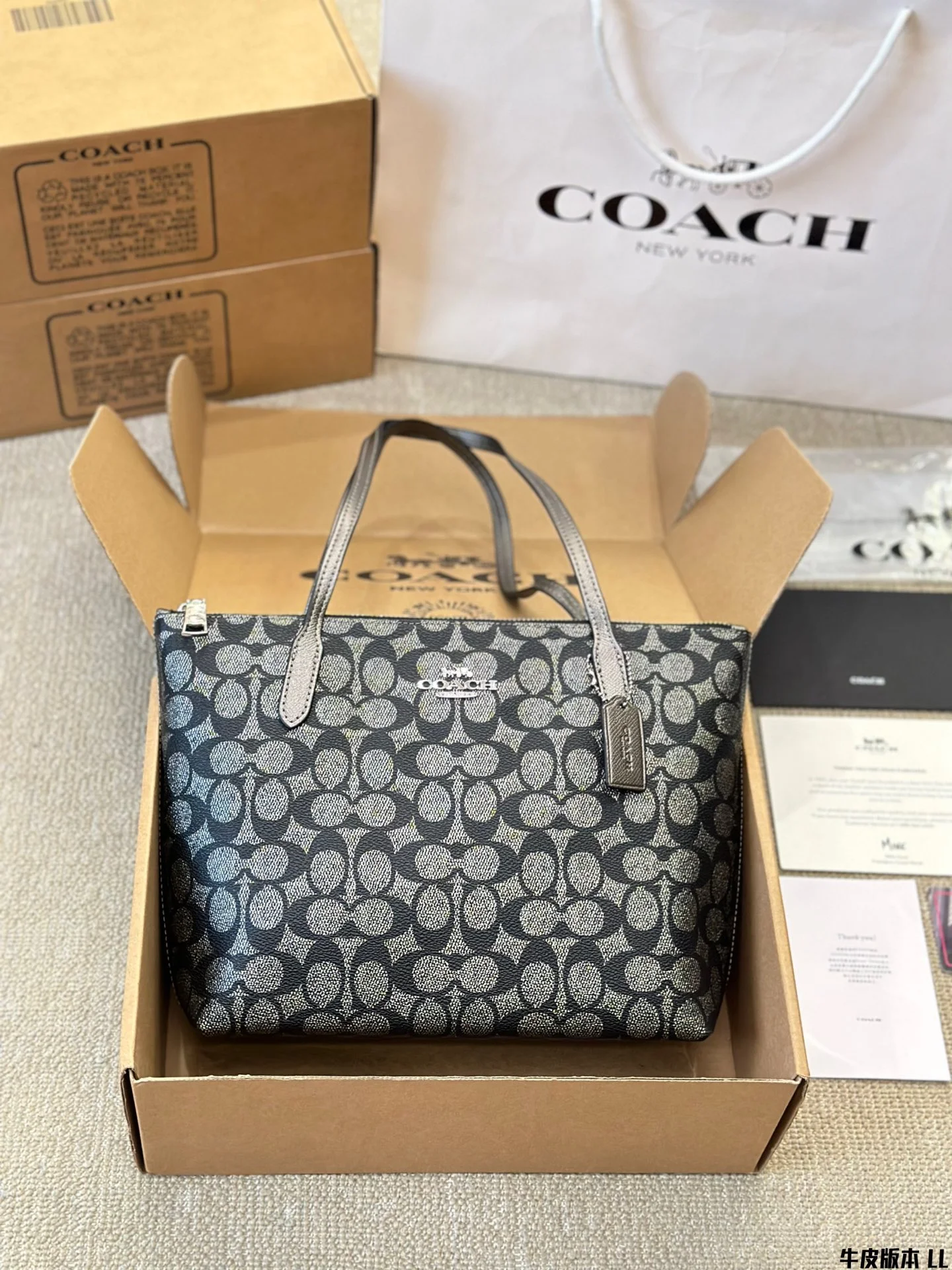 ⬆️25155-COACH-499 gallery