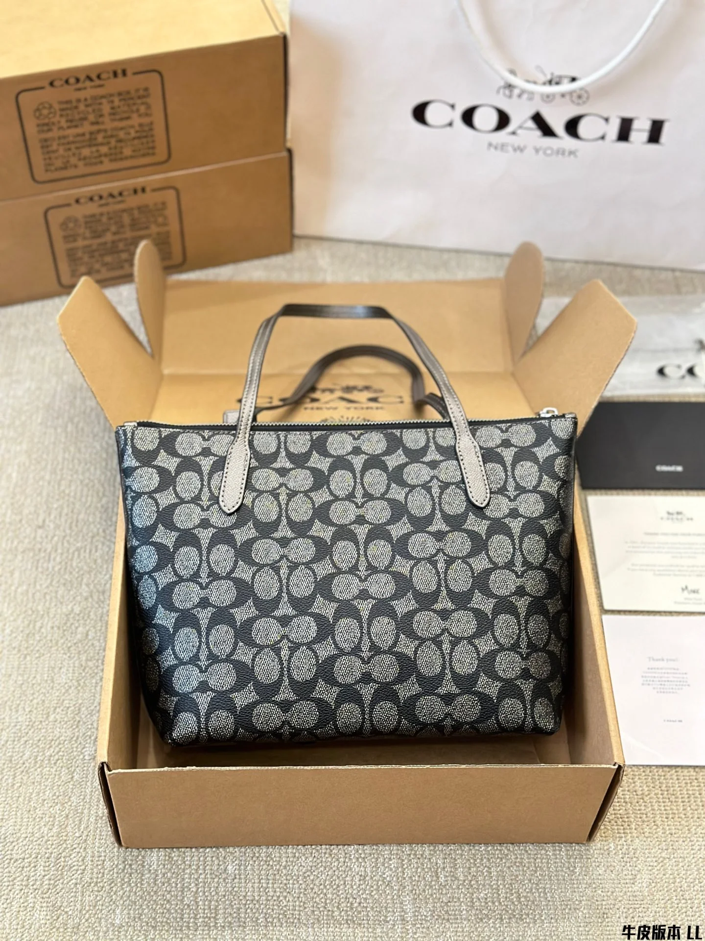 ⬆️25155-COACH-499 gallery