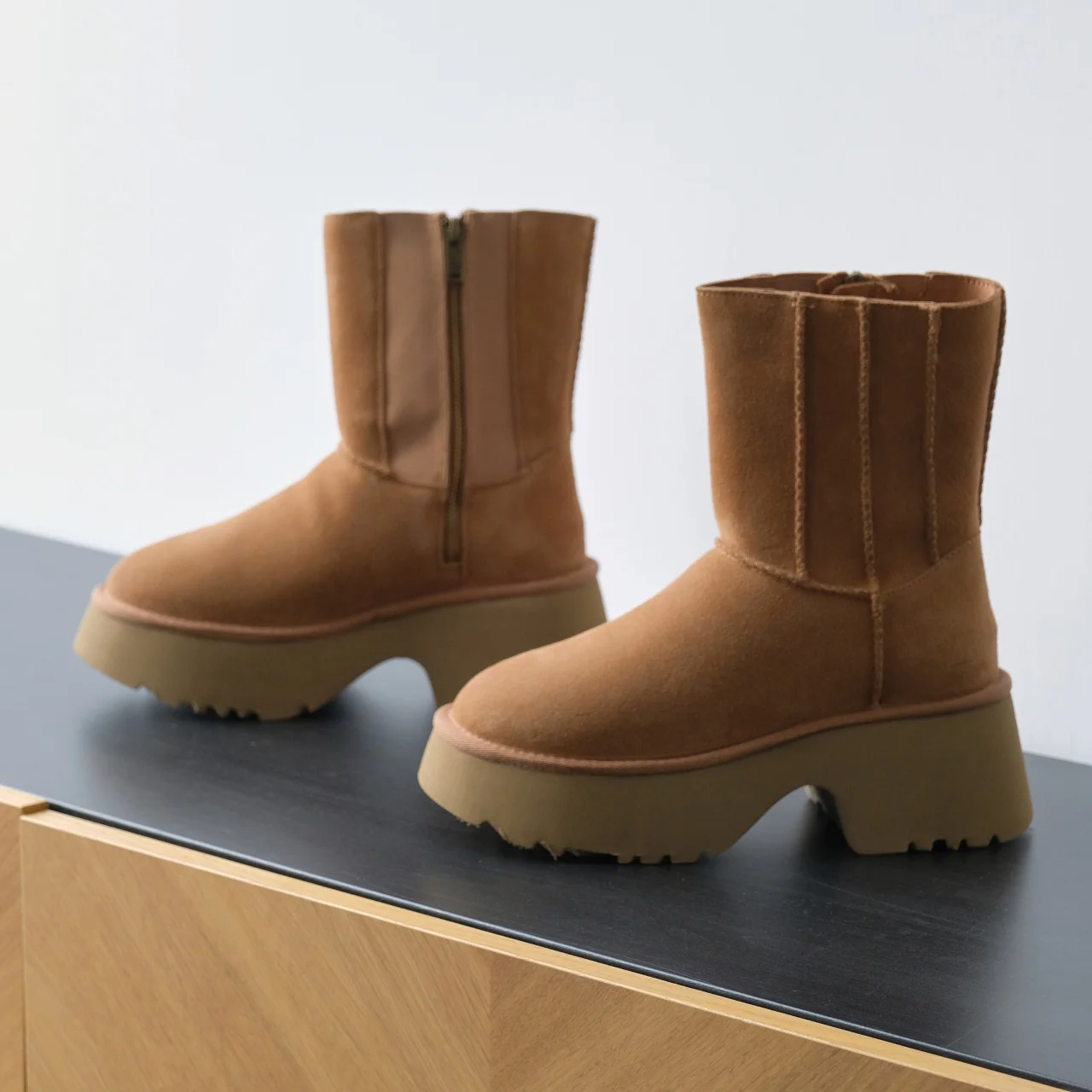 ⬆️25177-UGG-782--845 gallery