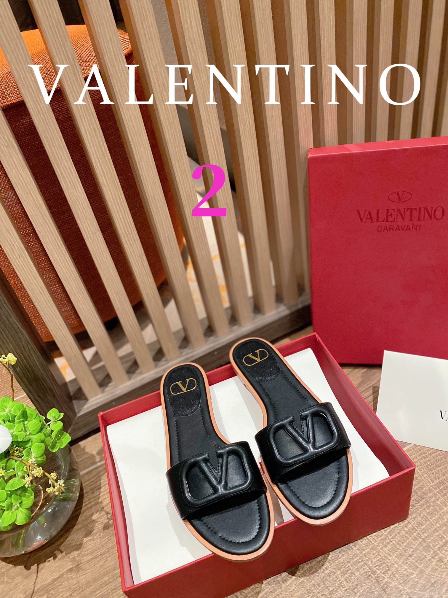 ⬆️25248-Valentino-724 gallery