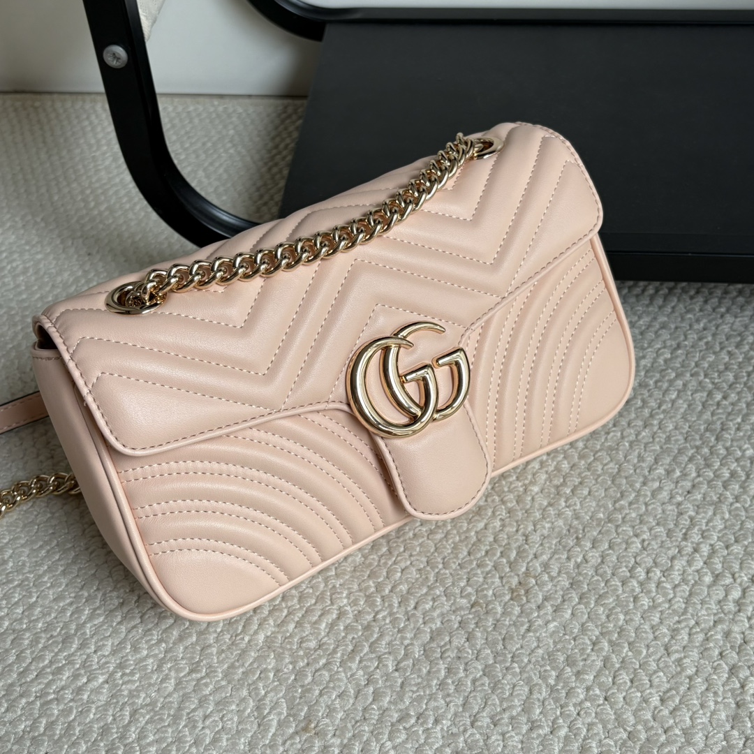 😀25268-Gucci-$96 gallery