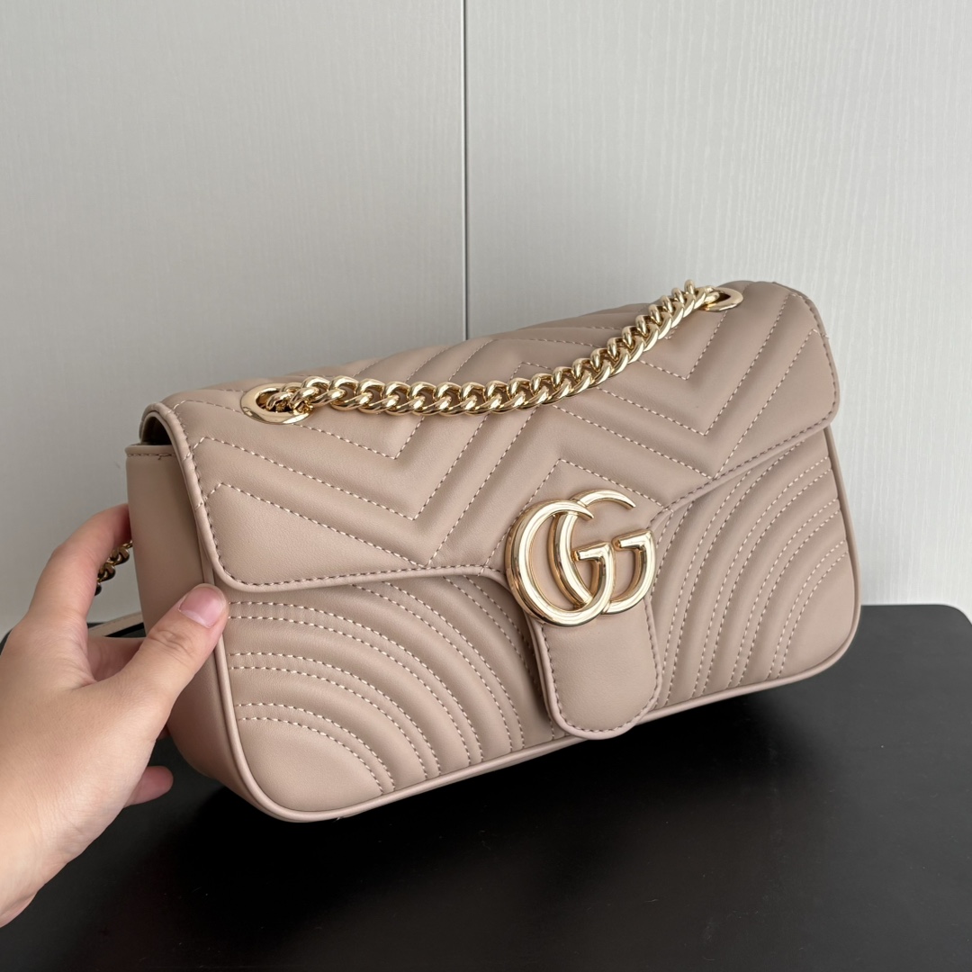 😀25269-Gucci-$96 gallery