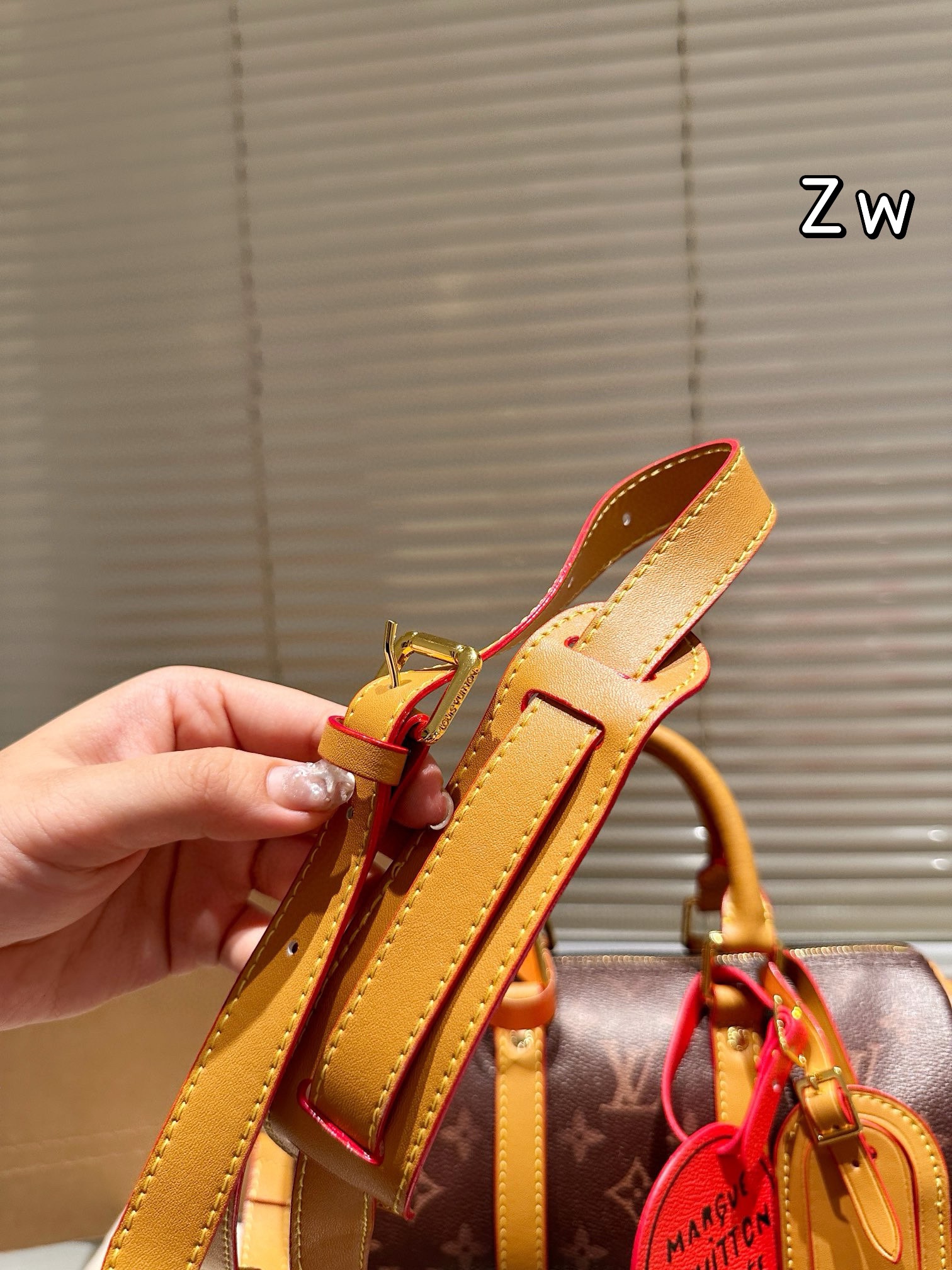 😀25274-LV-$71 gallery