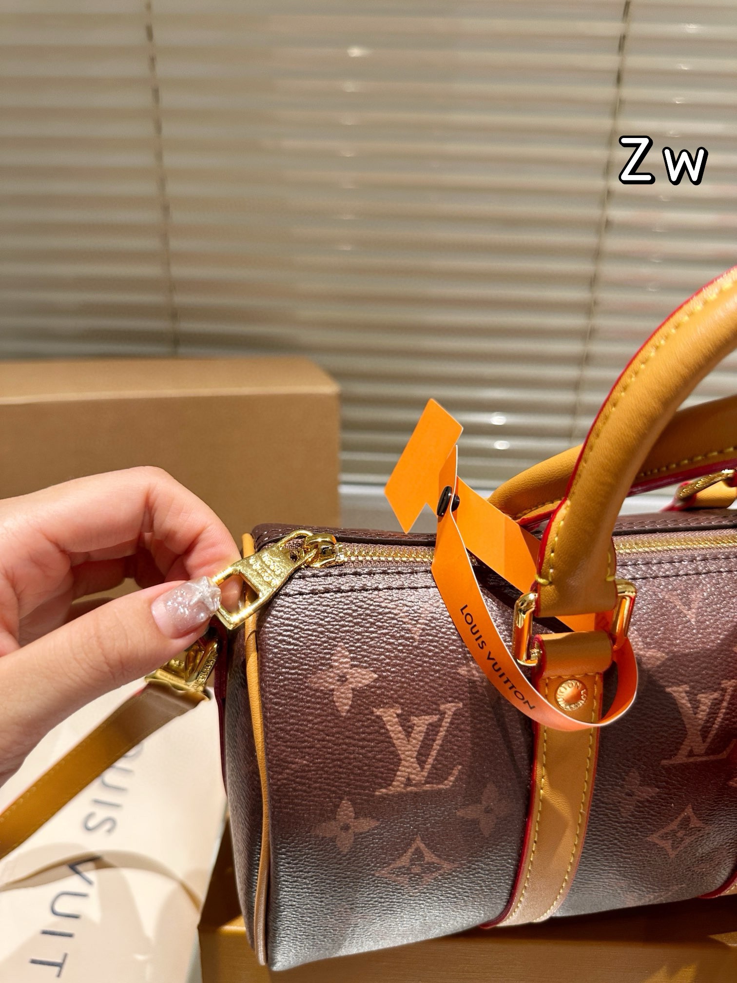 😀25274-LV-$71 gallery