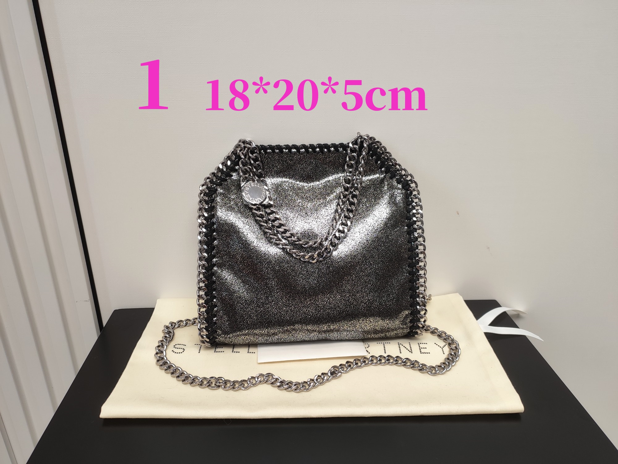 😀25295-Stella McCartney-480-550-665 gallery