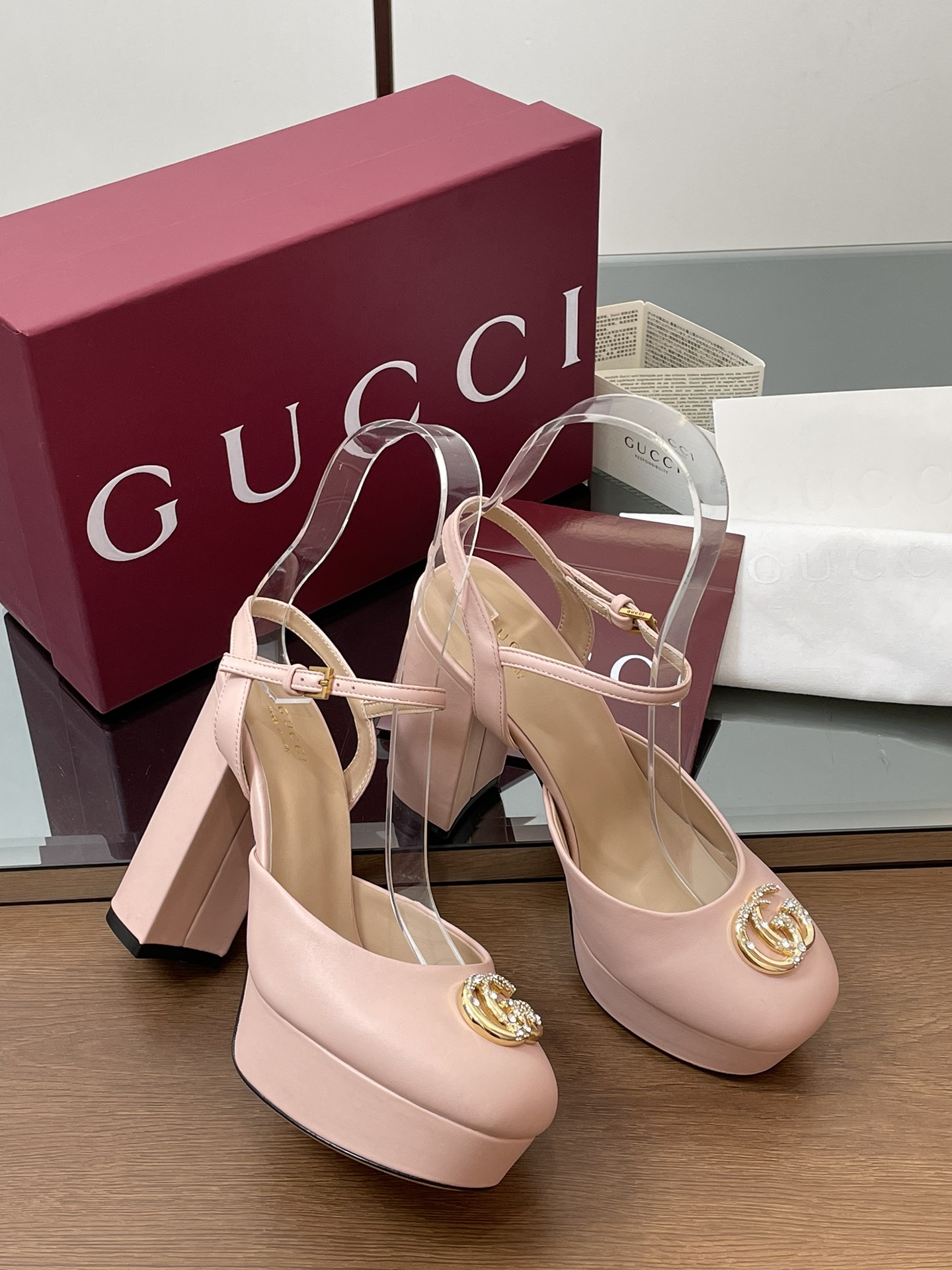 😀25525-Gucci-945 gallery