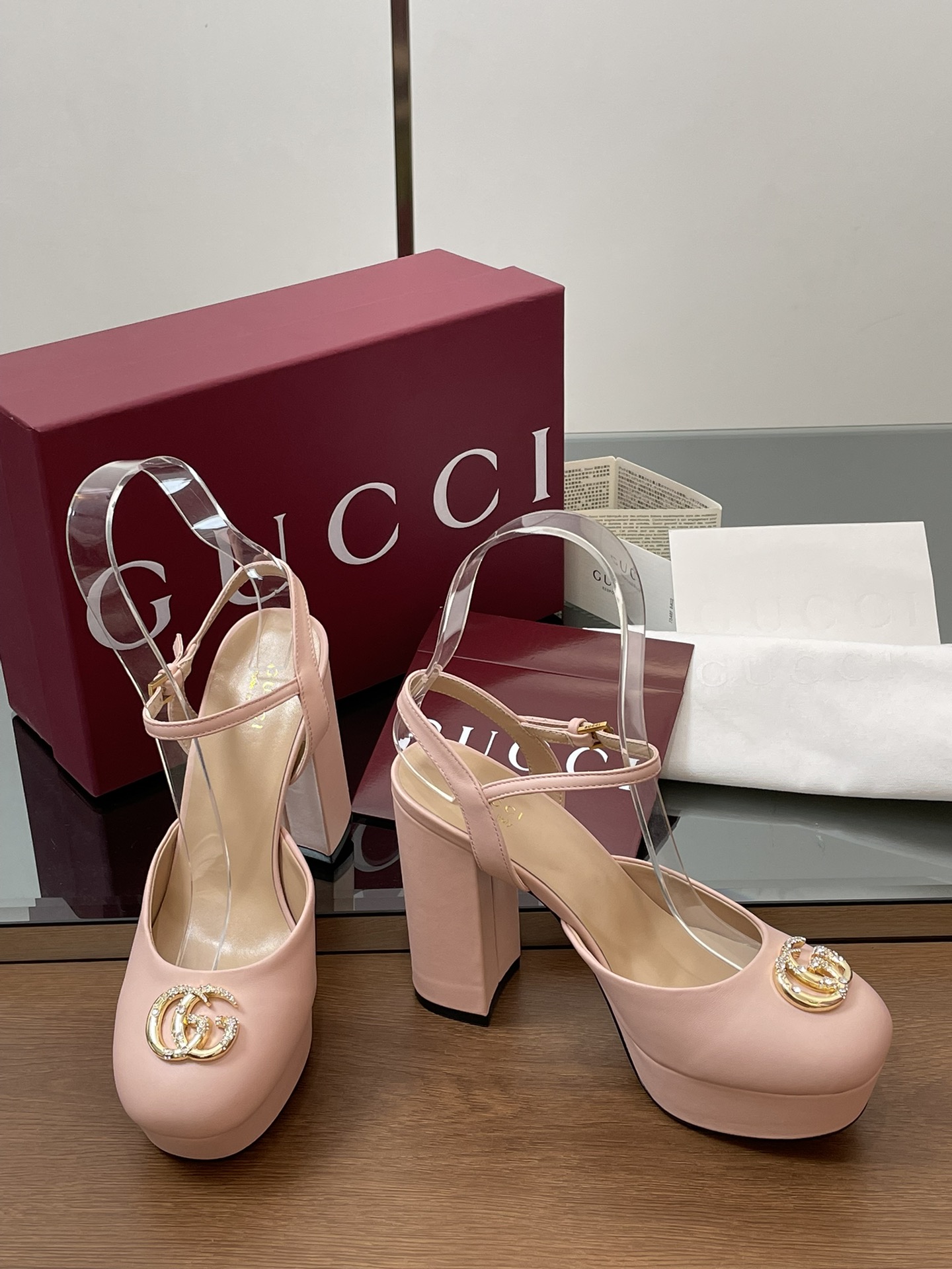 😀25525-Gucci-945 gallery