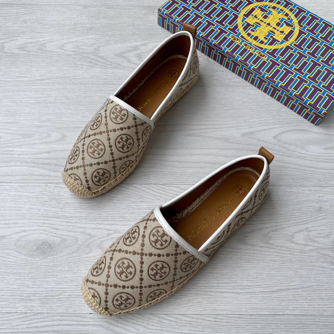 ⬆️3646-Tory Burch-445 gallery