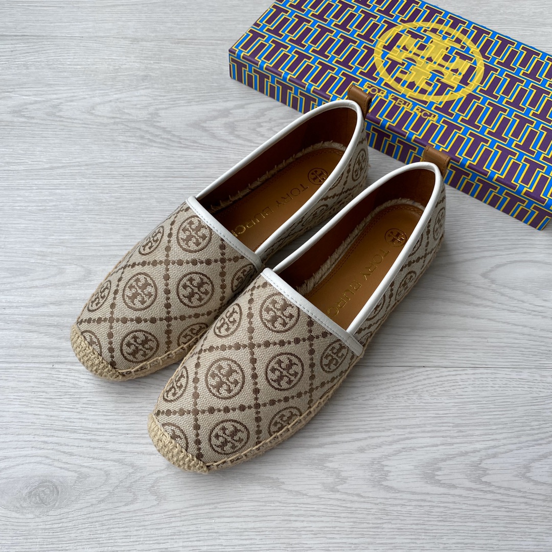 ⬆️3646-Tory Burch-445 gallery