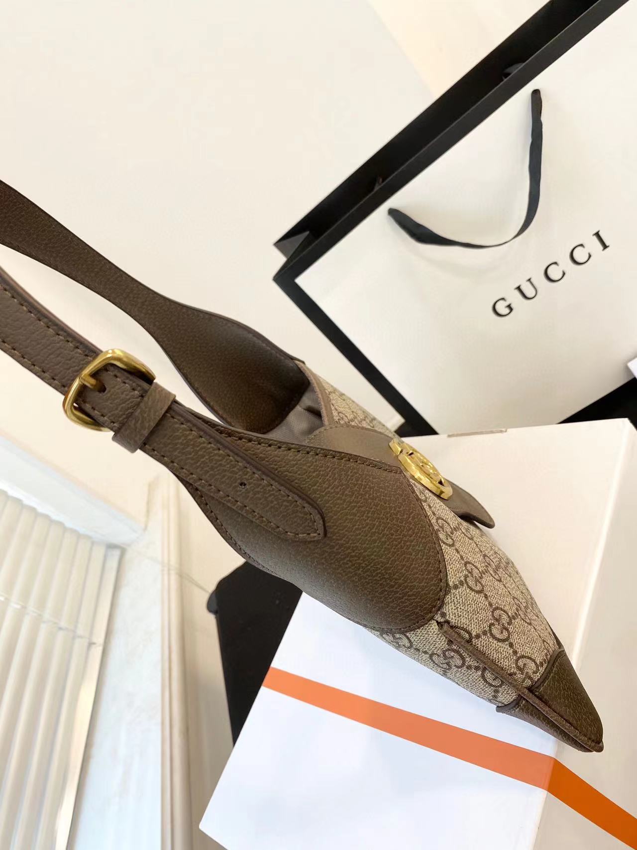 $49.89 GUCCI     306-10265-T gallery