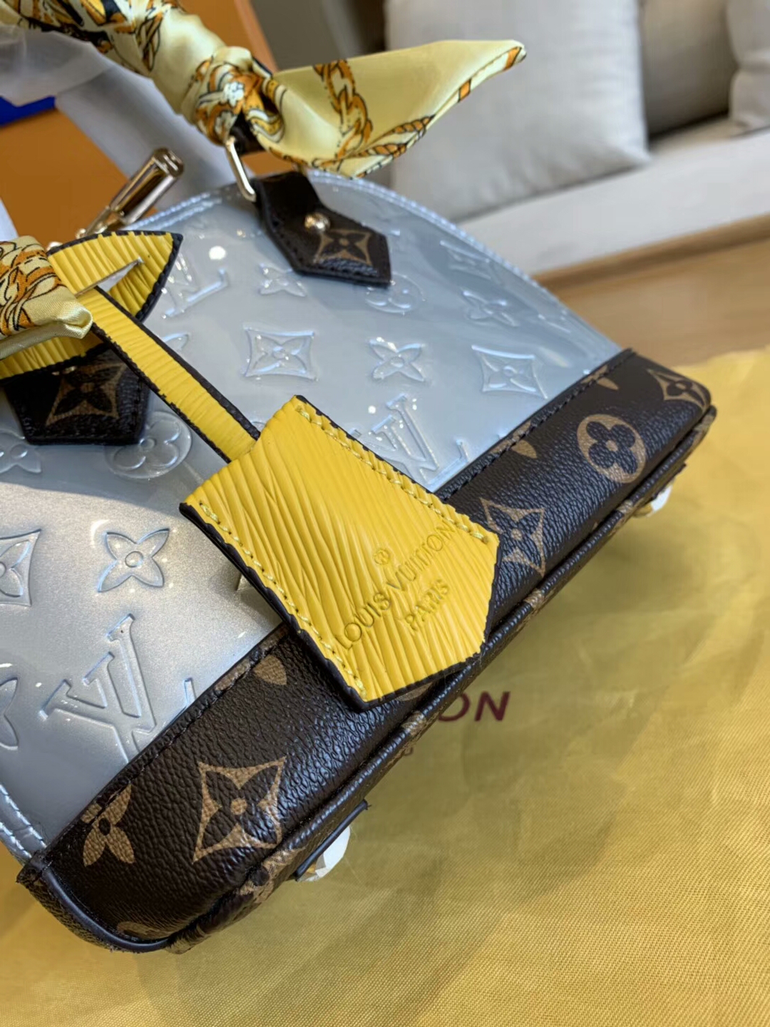 ..LV $57 gallery