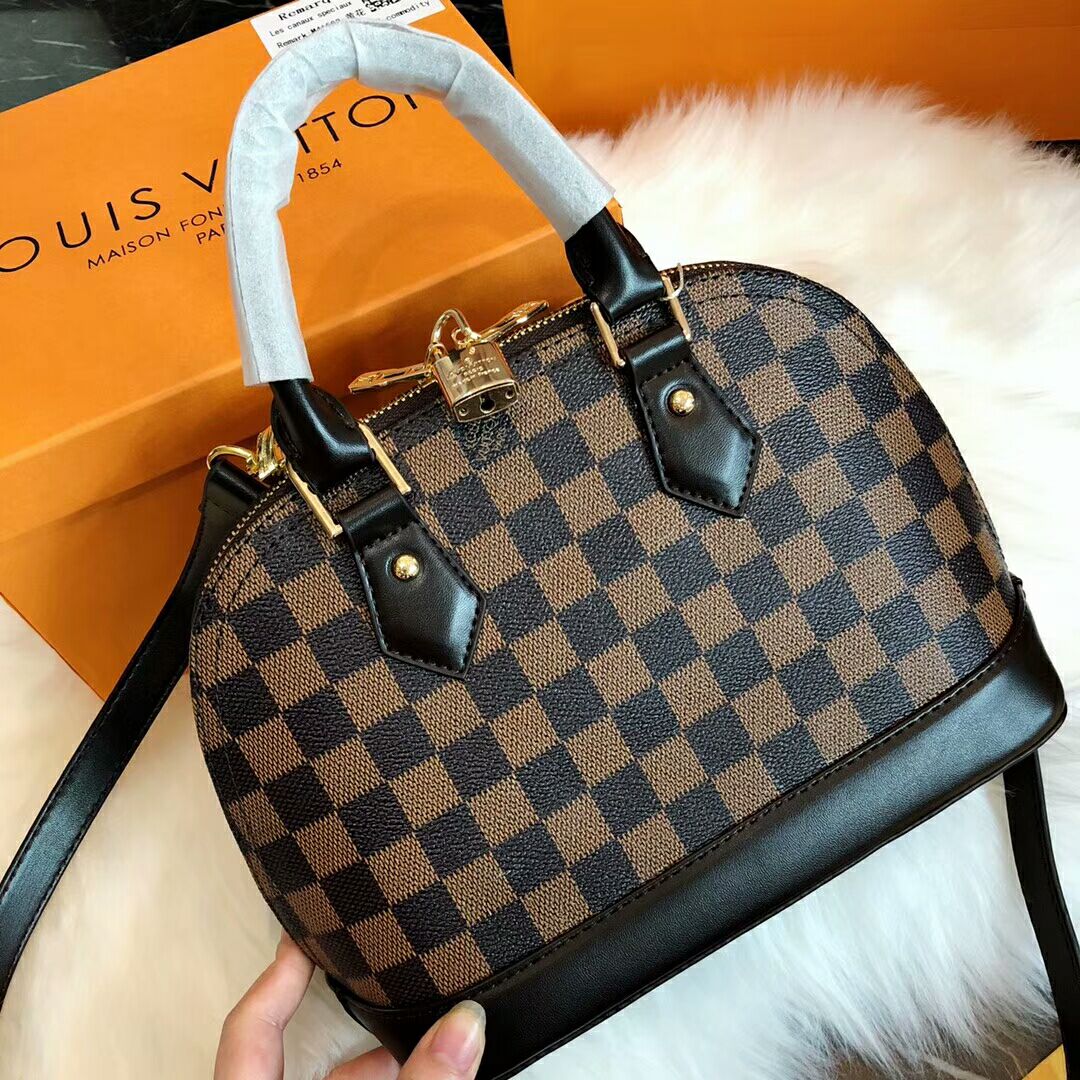 ..LV $61 gallery