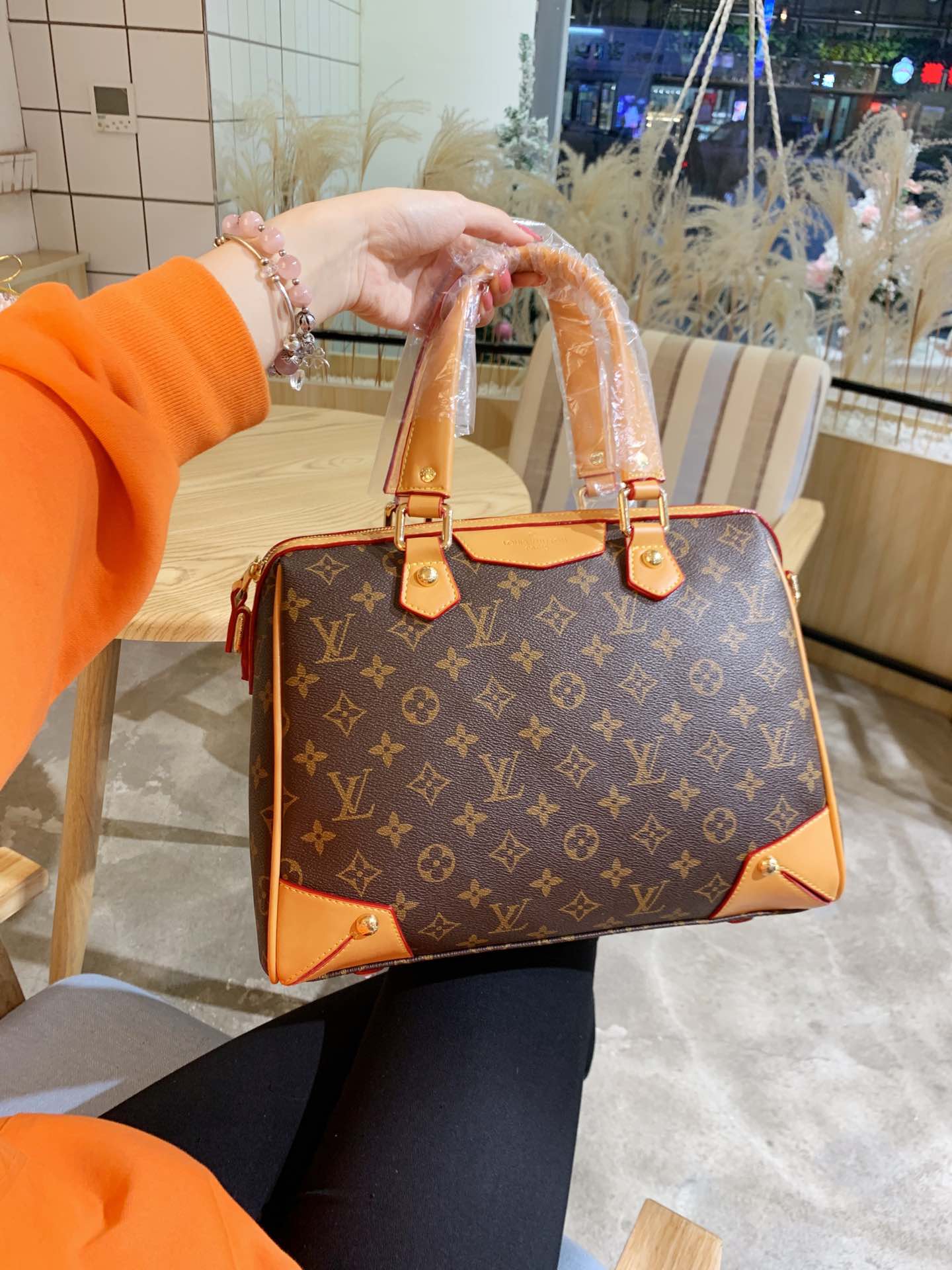 ..LV $64 gallery