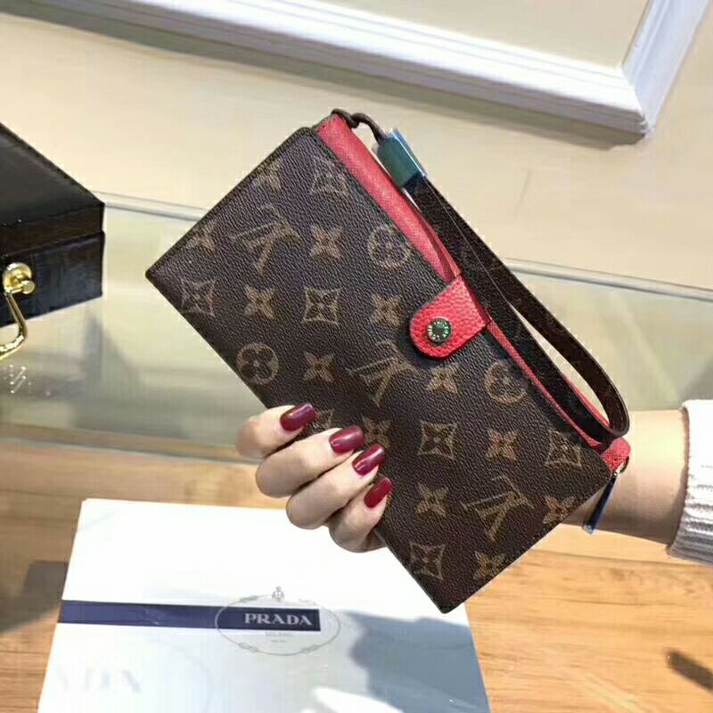 ..LV $65 gallery