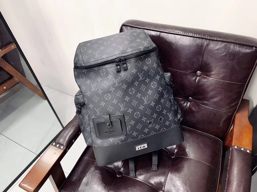 ..LV $81 gallery