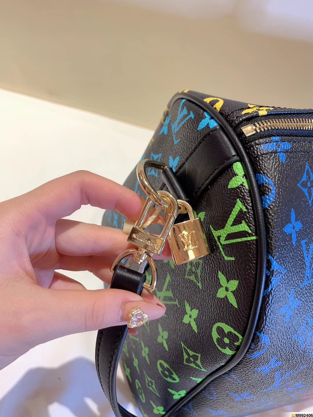 ..LV $87 gallery