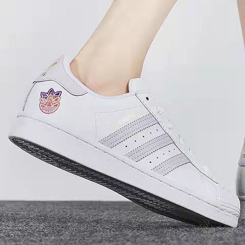 adidas 40.99$ code 351-5833-R gallery