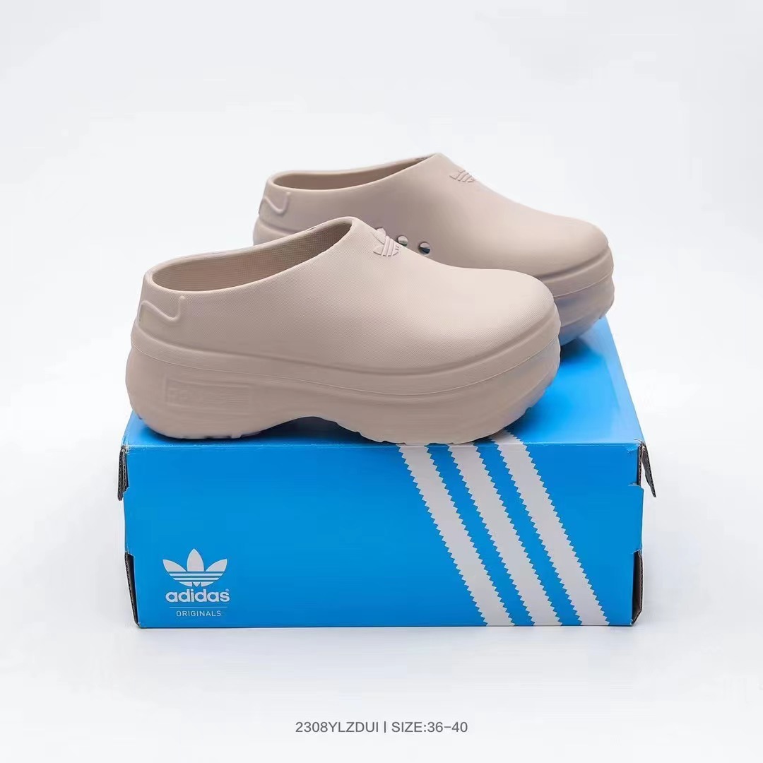 adidas 45.09$ Code 351-6695-R gallery