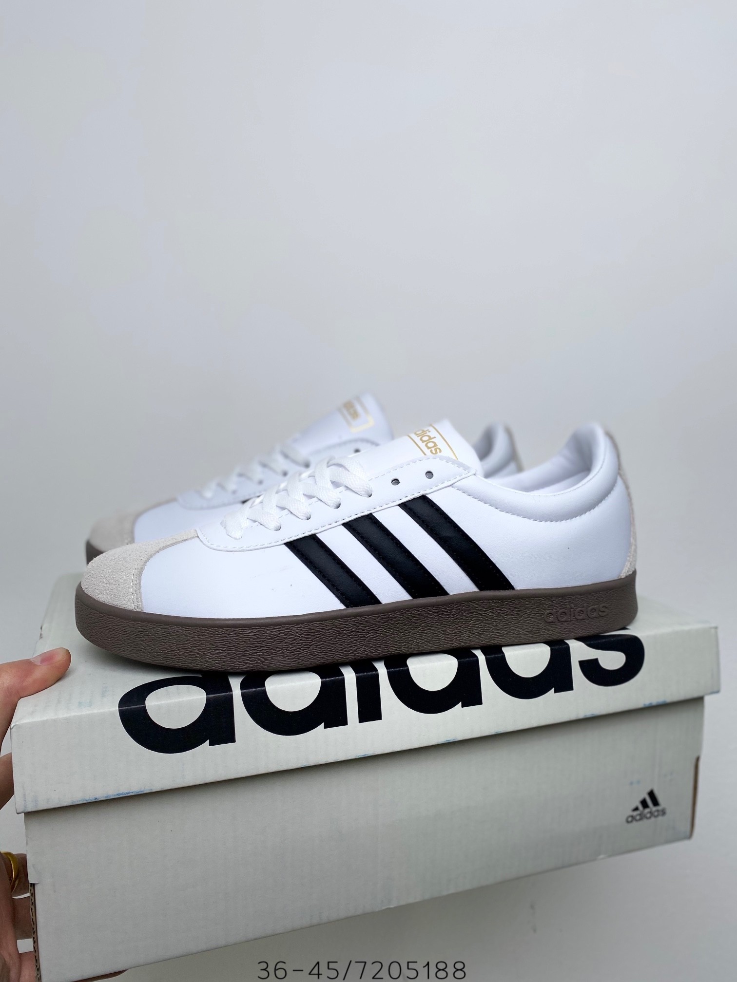 adidas 46.66$    code 351-6855-R gallery