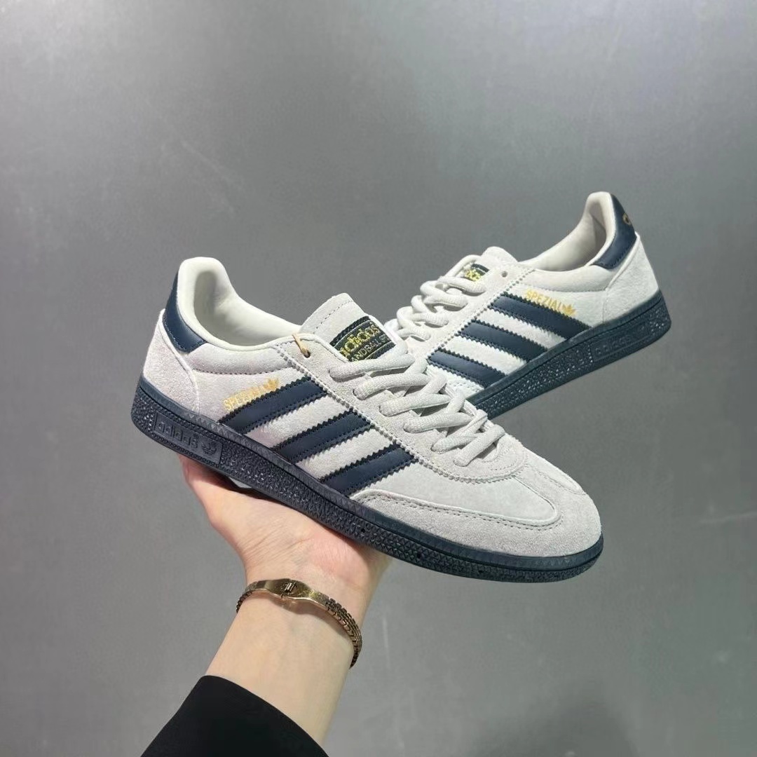 adidas 49.99$ code 351-7015-R gallery