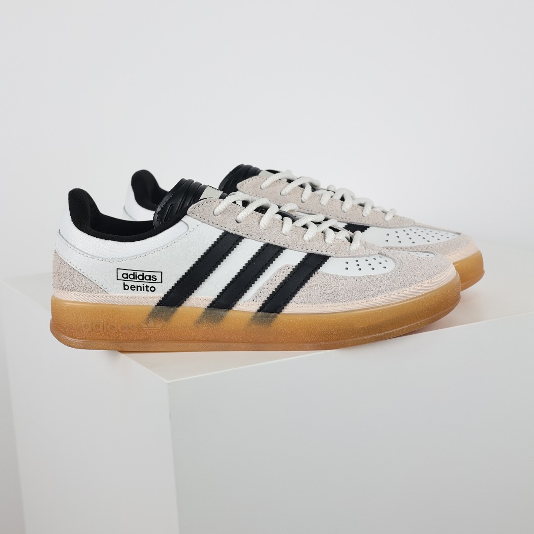 adidas 52.79$ CODE 351-7258-R gallery