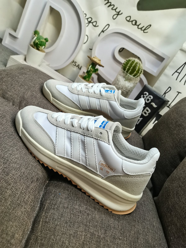 adidas 53.61$    code 351-7224-R gallery