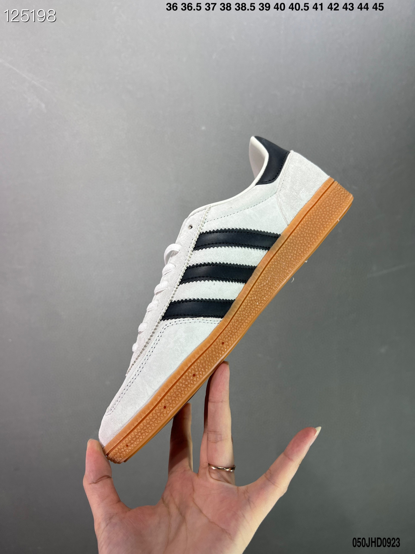 adidas  46.99$       351-6798-R gallery