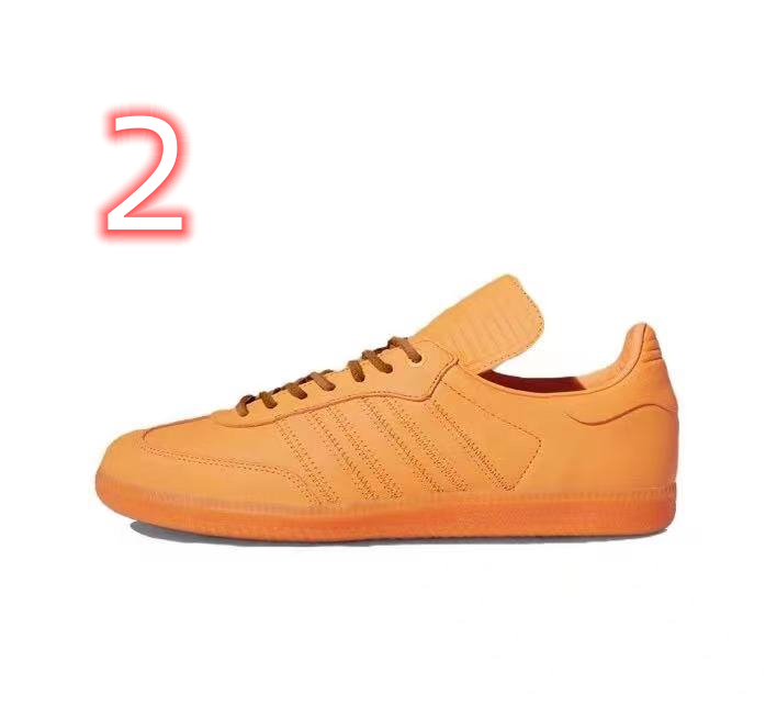 adidas  51.99$     code 351-7019-R gallery