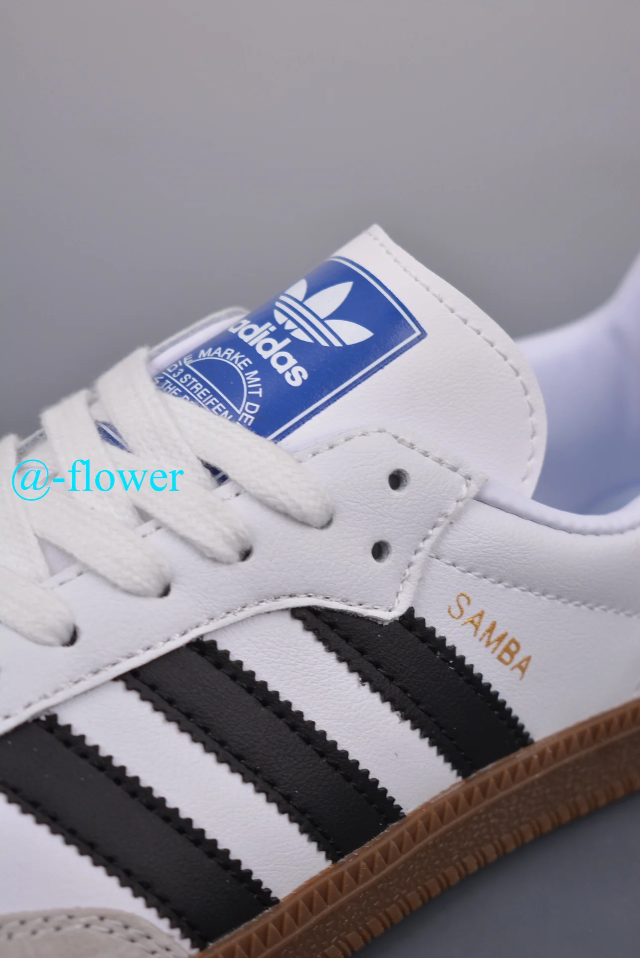 code:3093-59.99-adidas-with box gallery