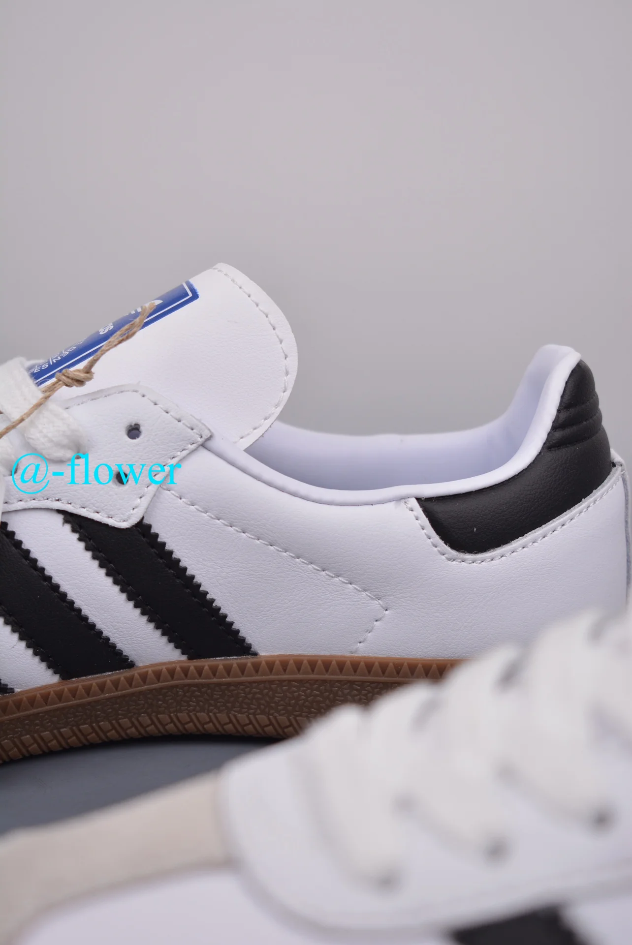 code:3093-59.99-adidas-with box gallery