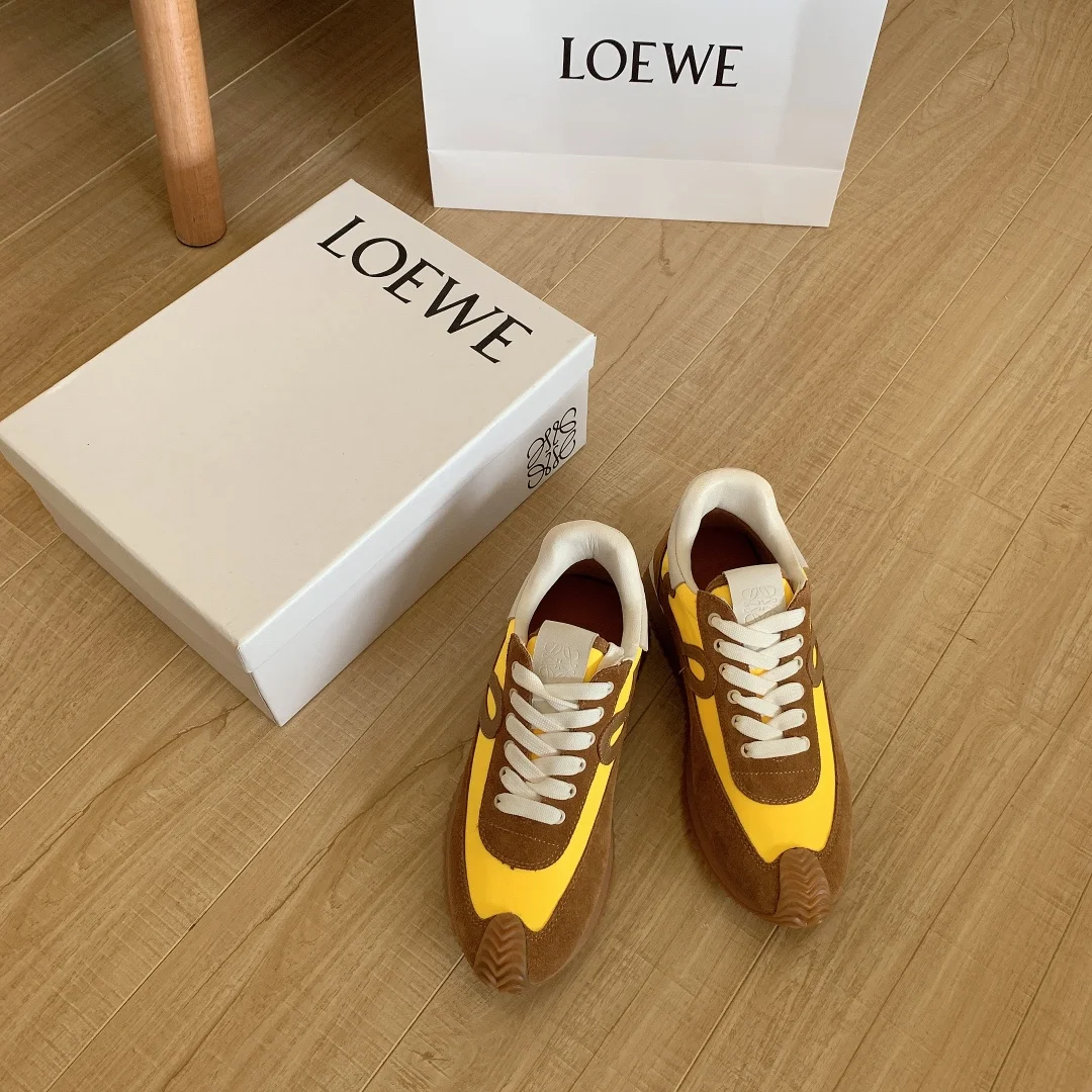 code:3100-485-68$-With box-loewe gallery