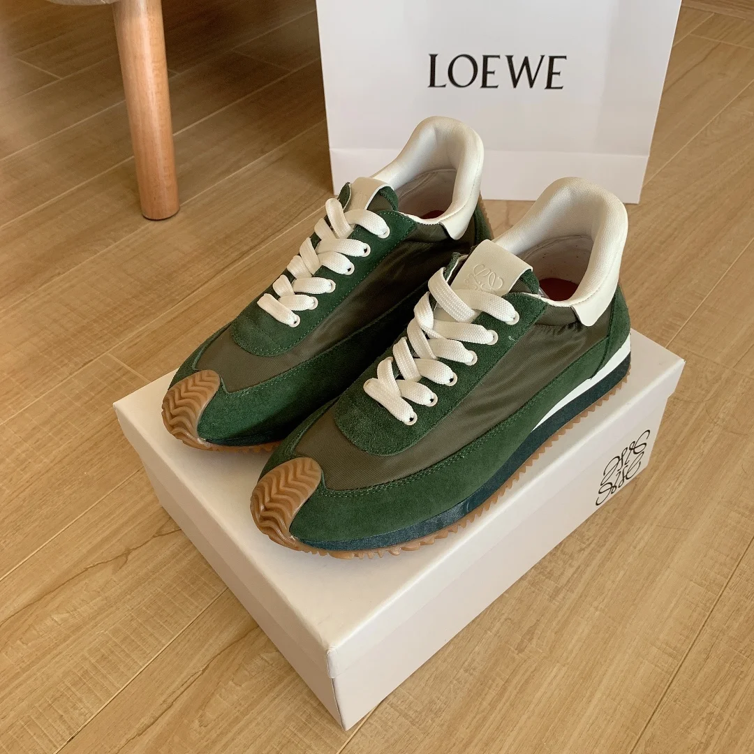 code:3100-485-68$-With box-loewe gallery