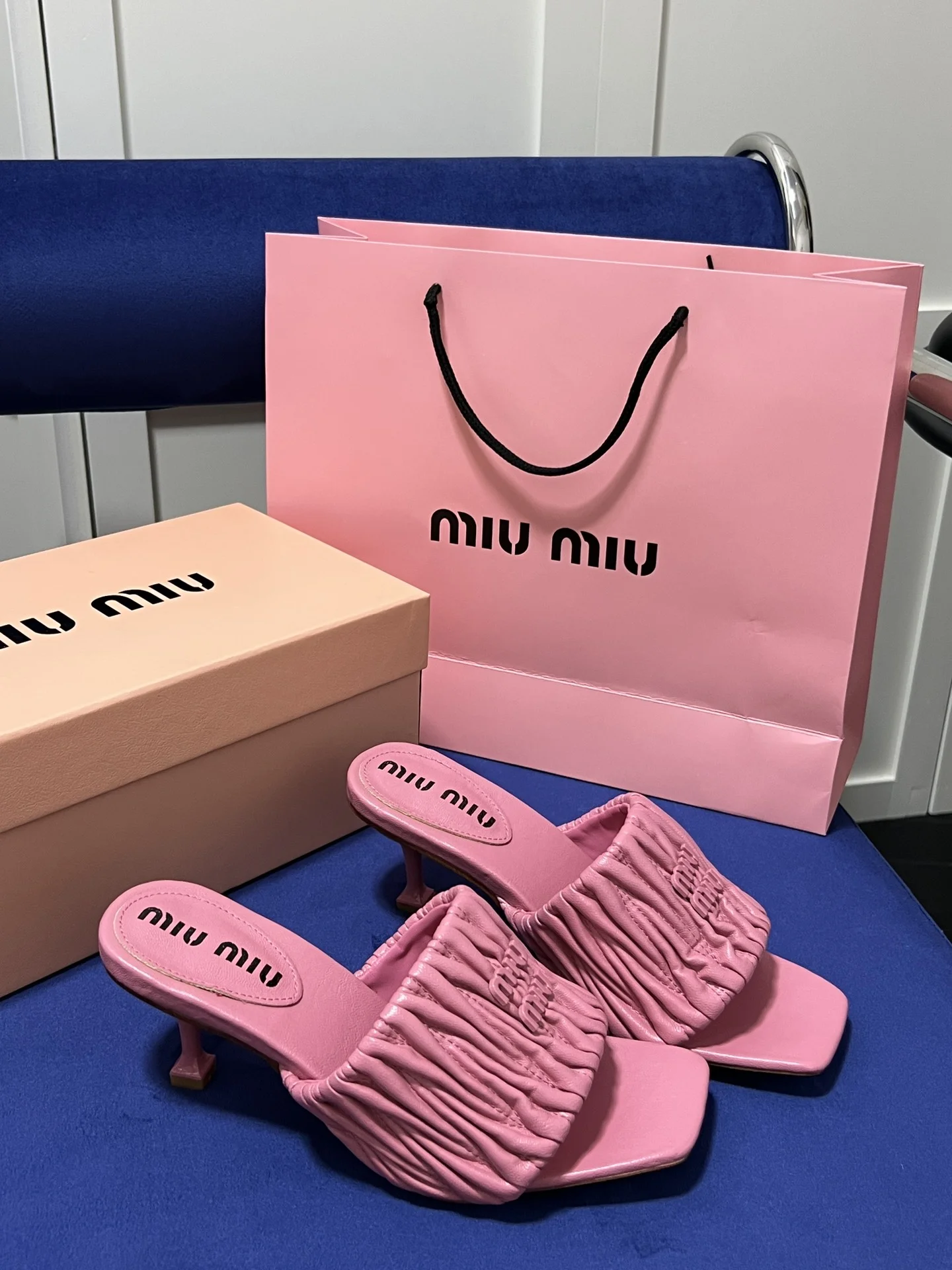 code:3246-340-47.99$-MIU  MIU gallery