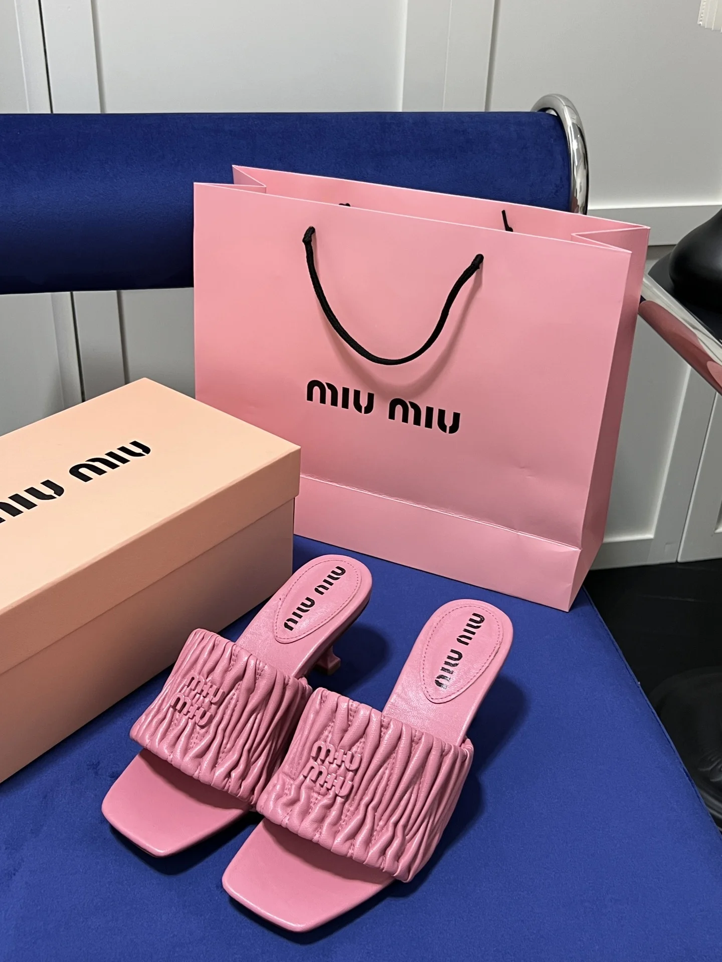 code:3246-340-47.99$-MIU  MIU gallery