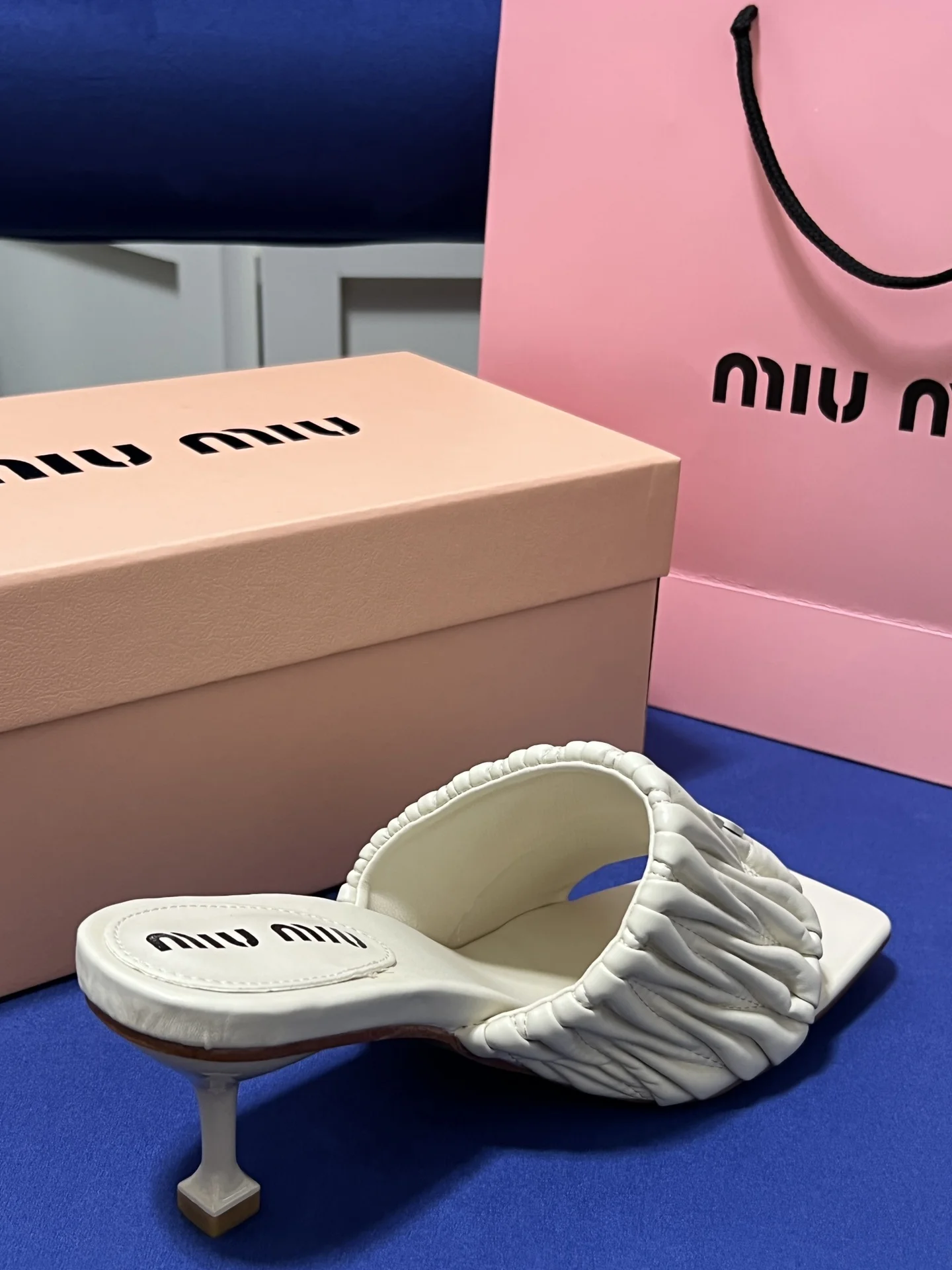 code:3246-340-47.99$-MIU  MIU gallery