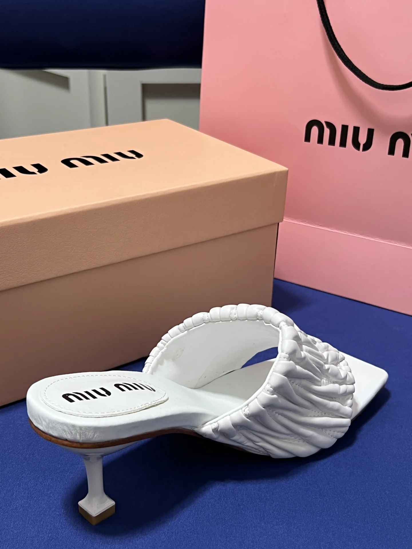 code:3246-340-47.99$-MIU  MIU gallery