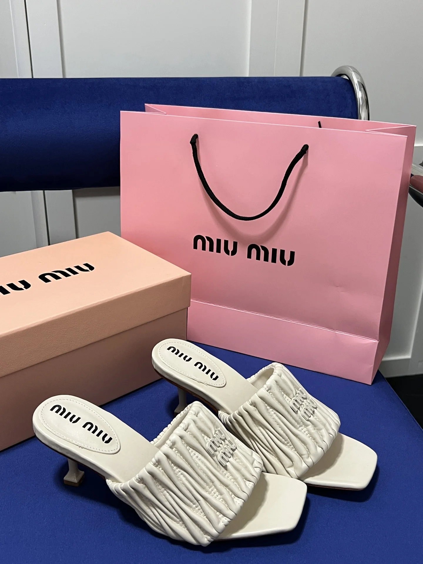 code:3246-340-47.99$-MIU  MIU gallery