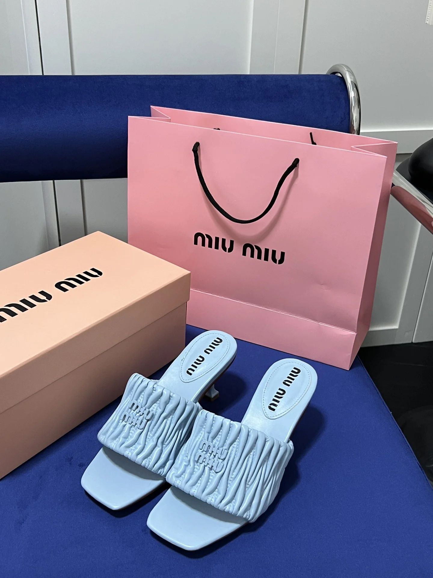 code:3246-340-47.99$-MIU  MIU gallery