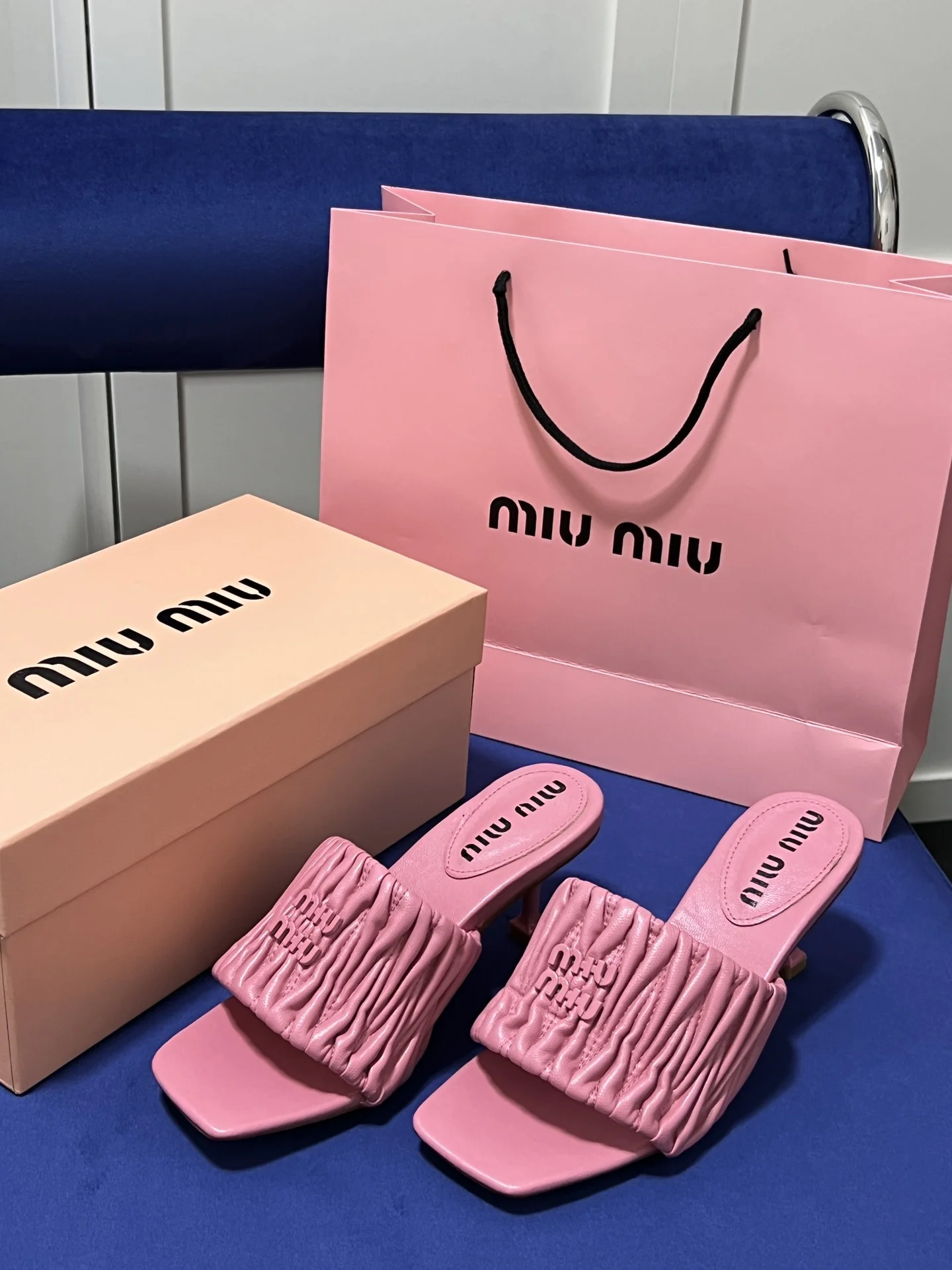 code:3246-340-47.99$-MIU  MIU gallery