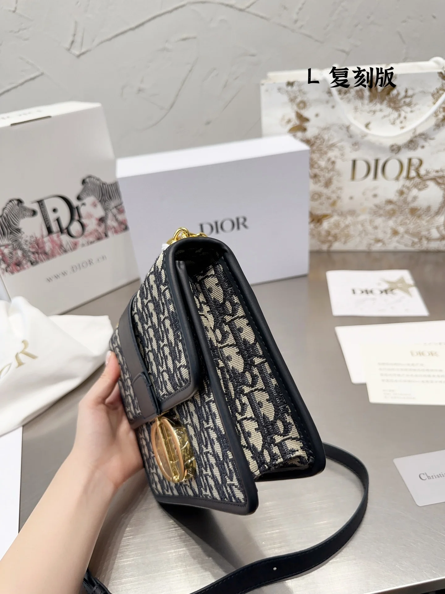 code:3262-410-57.99$-dior gallery