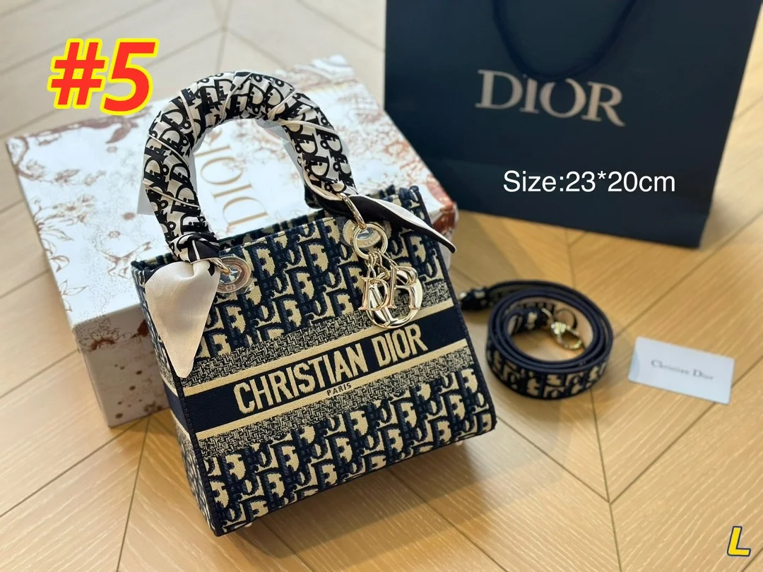 code:3352-392-55.99$-dior-with box gallery