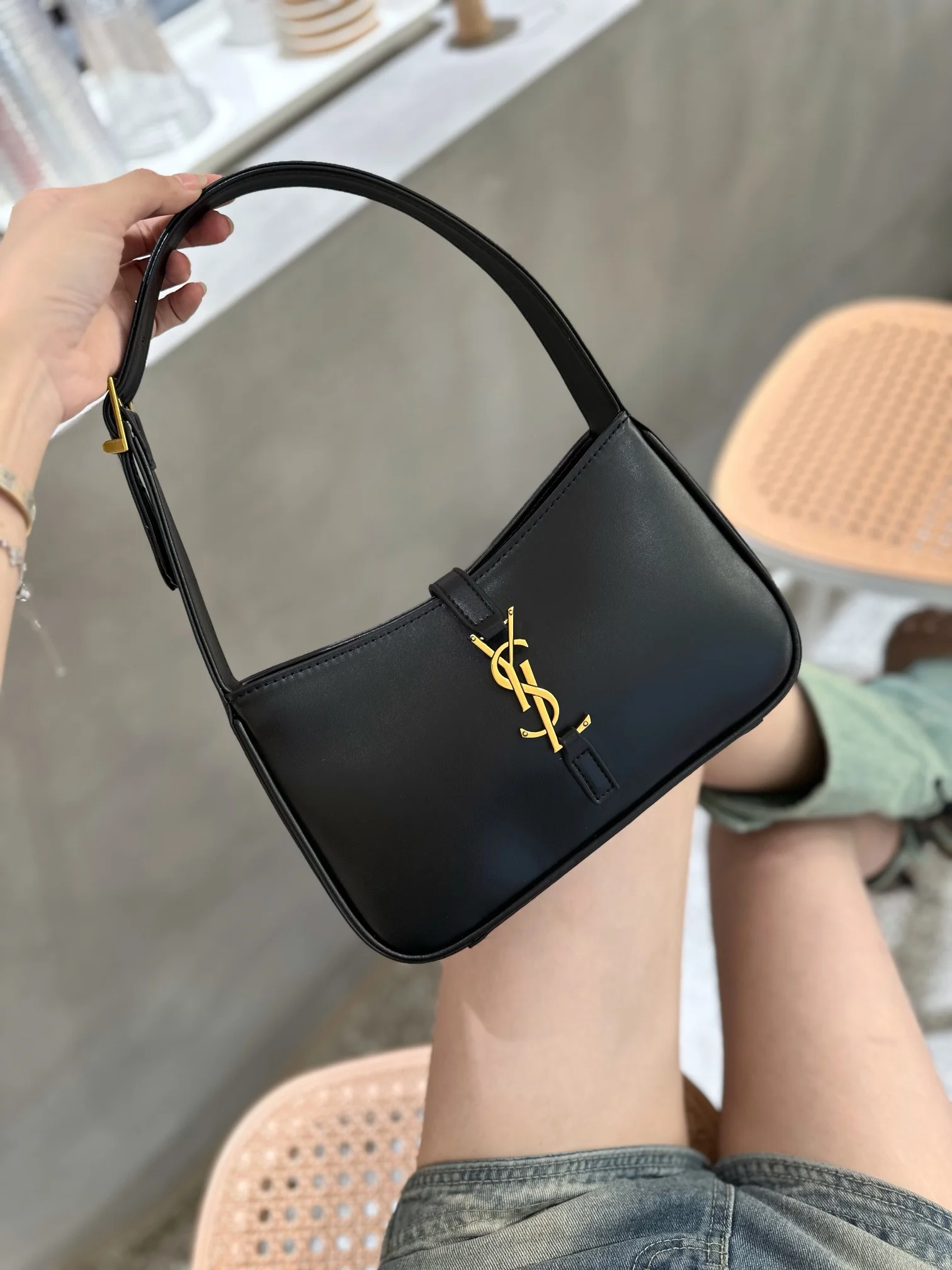 code:3376-365-49.99$-ysl-with box gallery