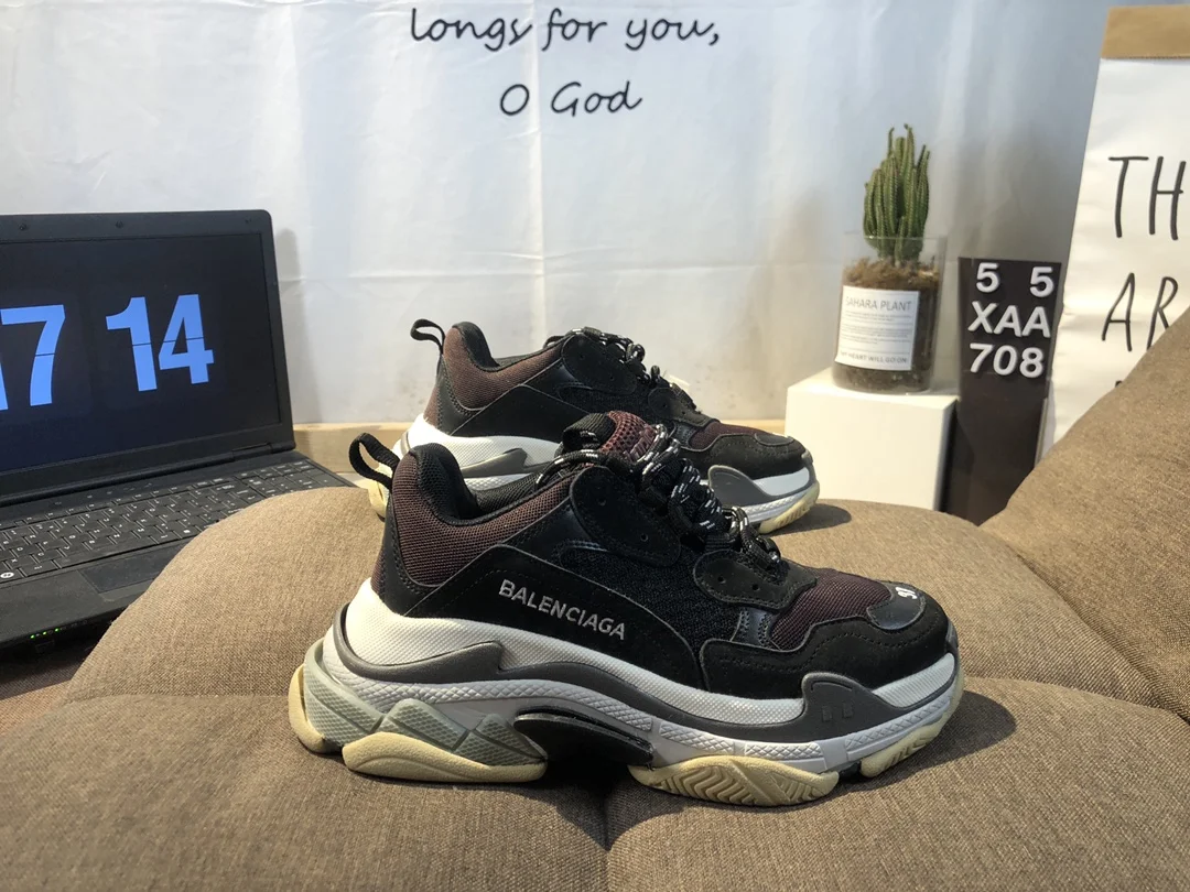 code:3381-496-68$-BALENCIAGA-with box gallery