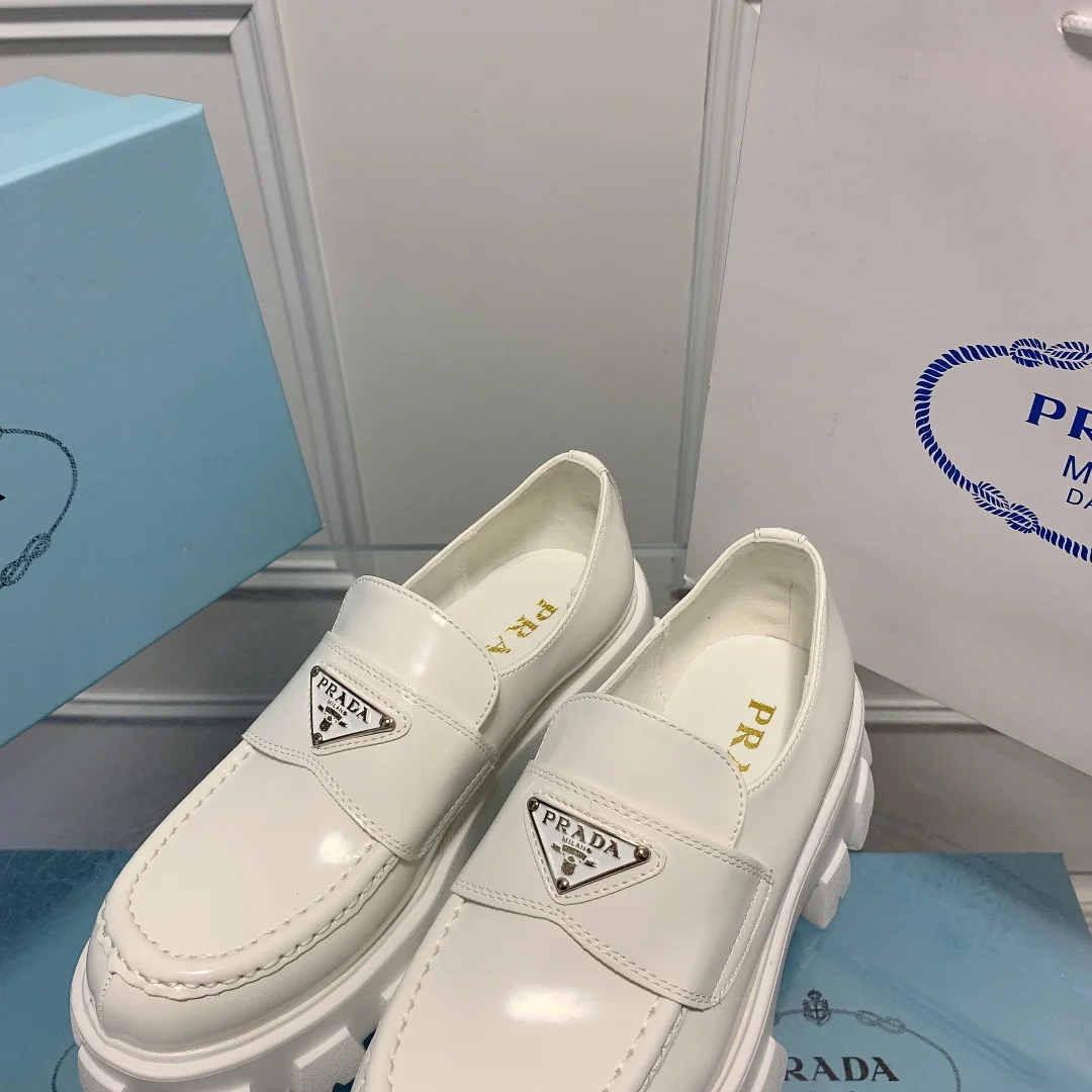 code:3384-412-57.99$-PRADA-with box gallery